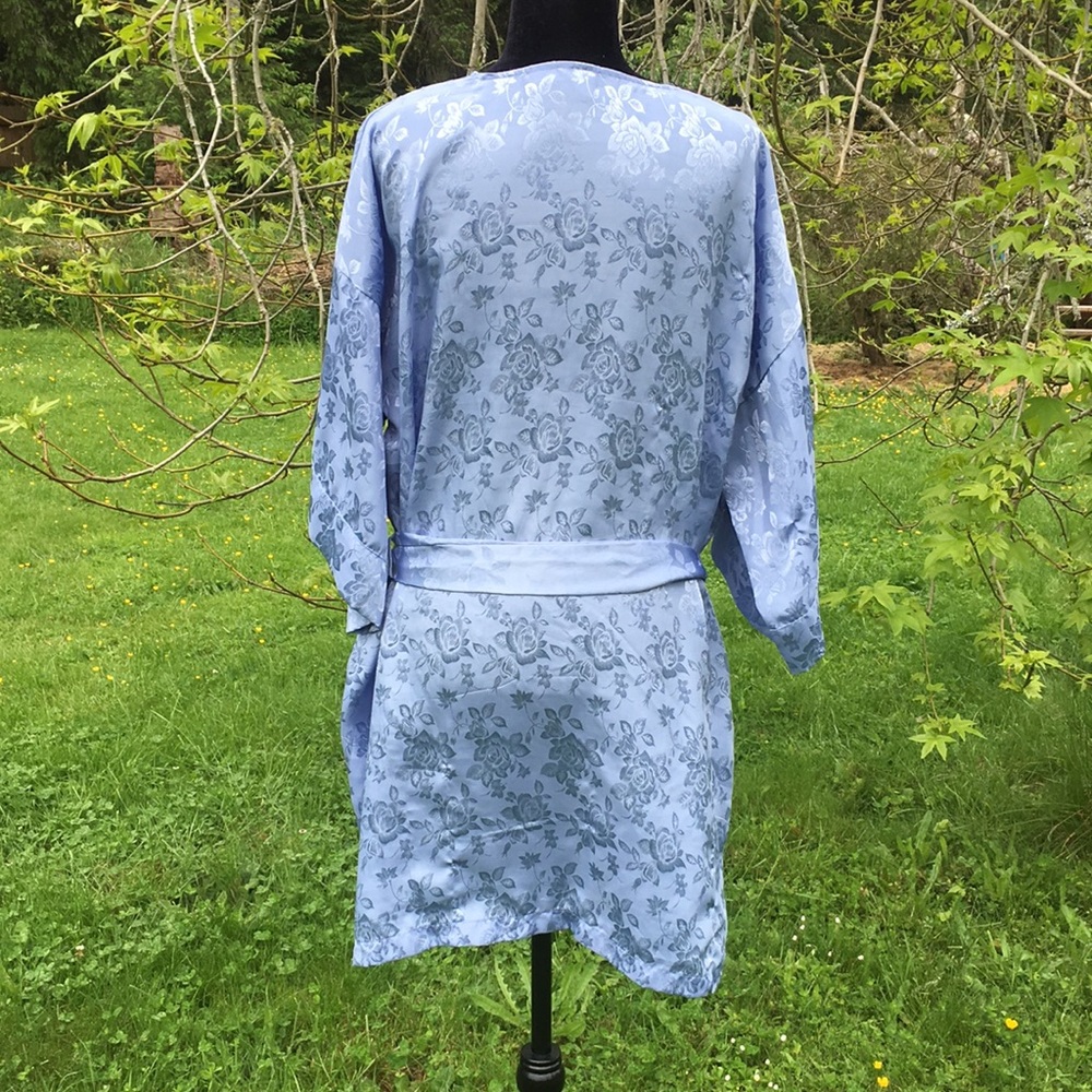 Sopré Lingerie Robe - Picture 3 of 9
